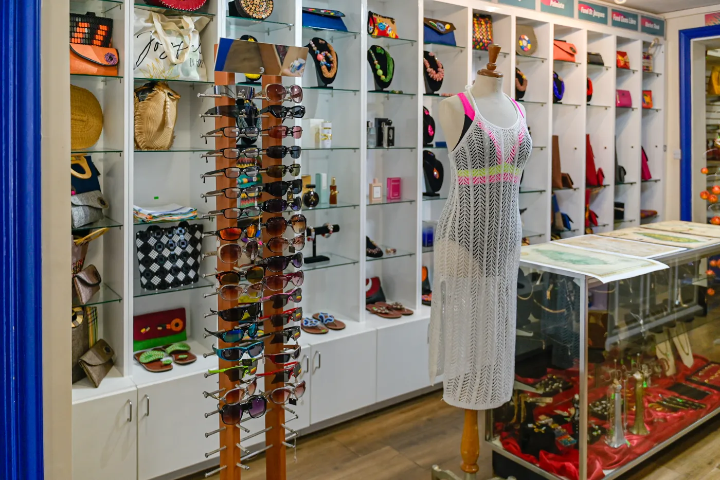Garmaii Boutique collection photograph 5